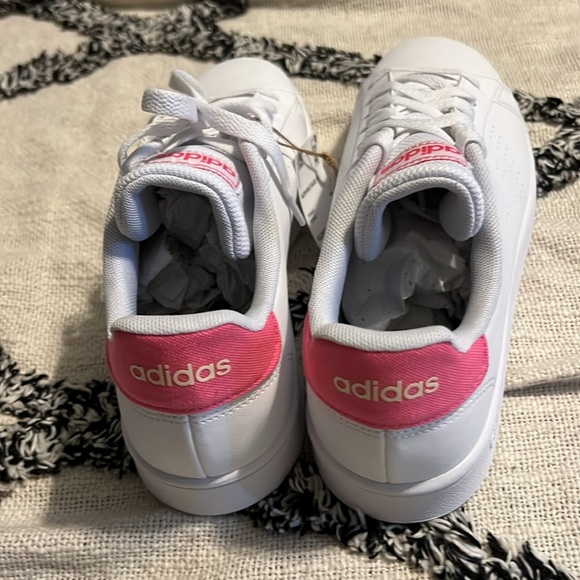 NEW Kids' Adidas Advantage Lace Shoes - US 5.5 Big Kid / Cloud White - Picture 4 of 6